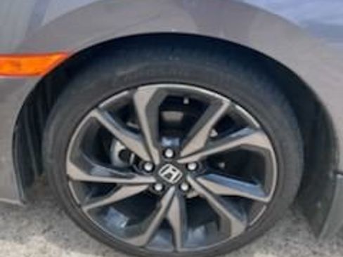 Used 2020 Honda Civic Sport image 2