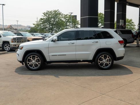 Used 2021 Jeep Grand Cherokee Limited w/ Luxury Group II AWD/4WD image 4