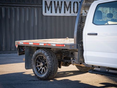 Used 2023 Ford F350 XL AWD/4WD image 5