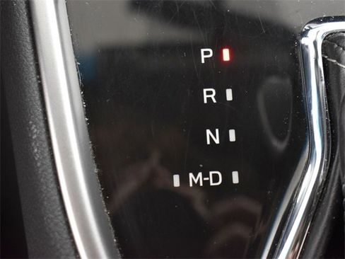 Used 2020 Subaru Outback Premium image 19