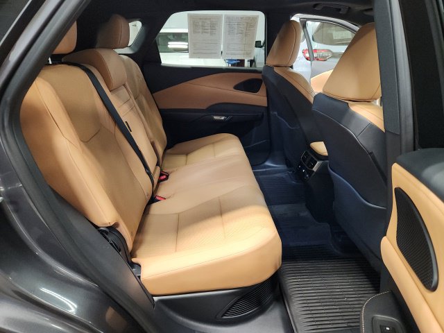 Used 2026 Lexus RX 450h AWD w/ Convenience Package image 30