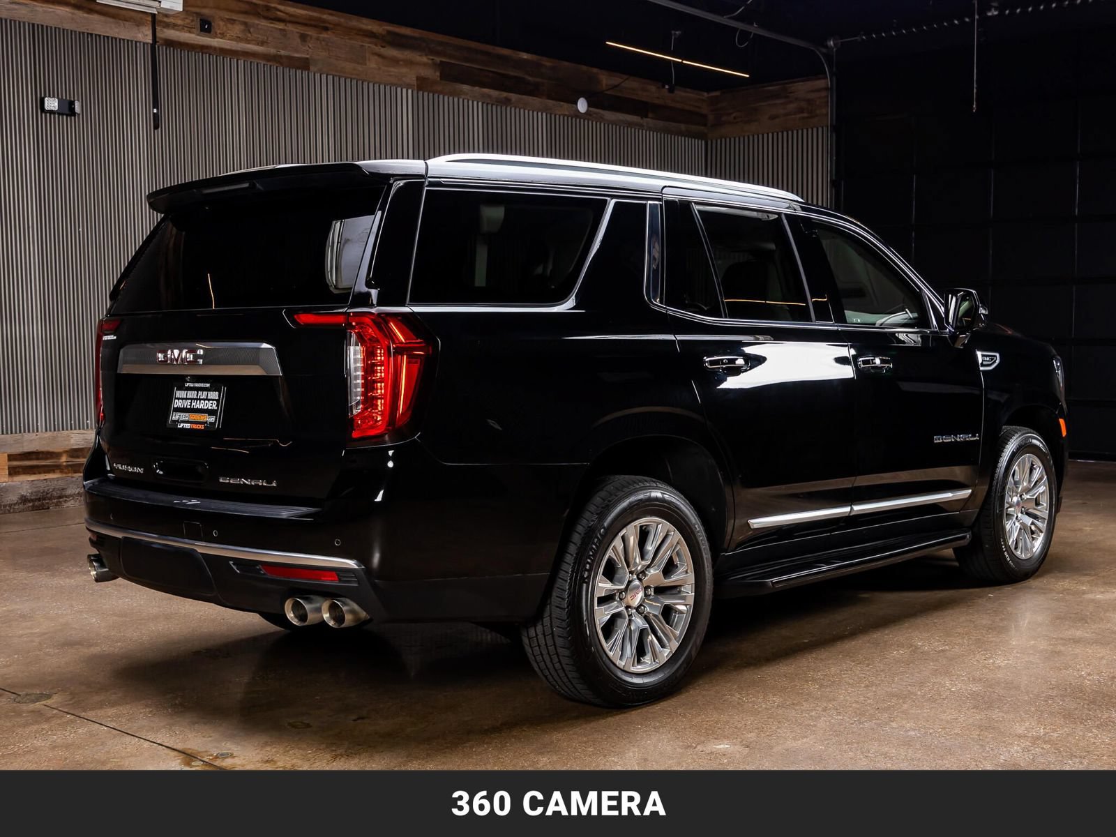 Used 2023 GMC Yukon Denali AWD/4WD image 9
