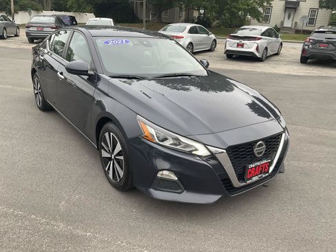 Used 2021 Nissan Altima 2.5 SV FWD image 7