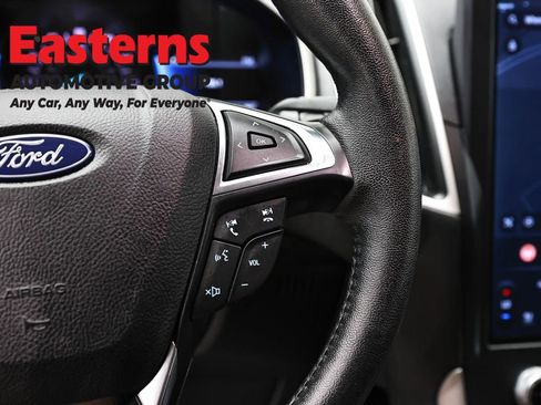 Used 2021 Ford Edge SEL w/ Convenience Package AWD/4WD image 16