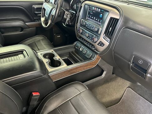 Used 2018 GMC Sierra 1500 Denali w/ Denali Ultimate Package AWD/4WD image 15
