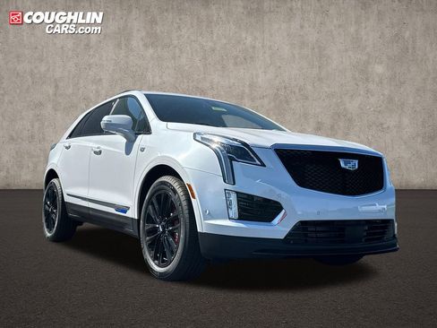 New 2025 Cadillac XT5 Sportv w/ LPO, Blue Accent Package AWD/4WD image 1