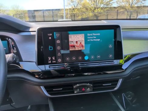 Used 2025 Volkswagen Atlas Cross Sport SE image 26