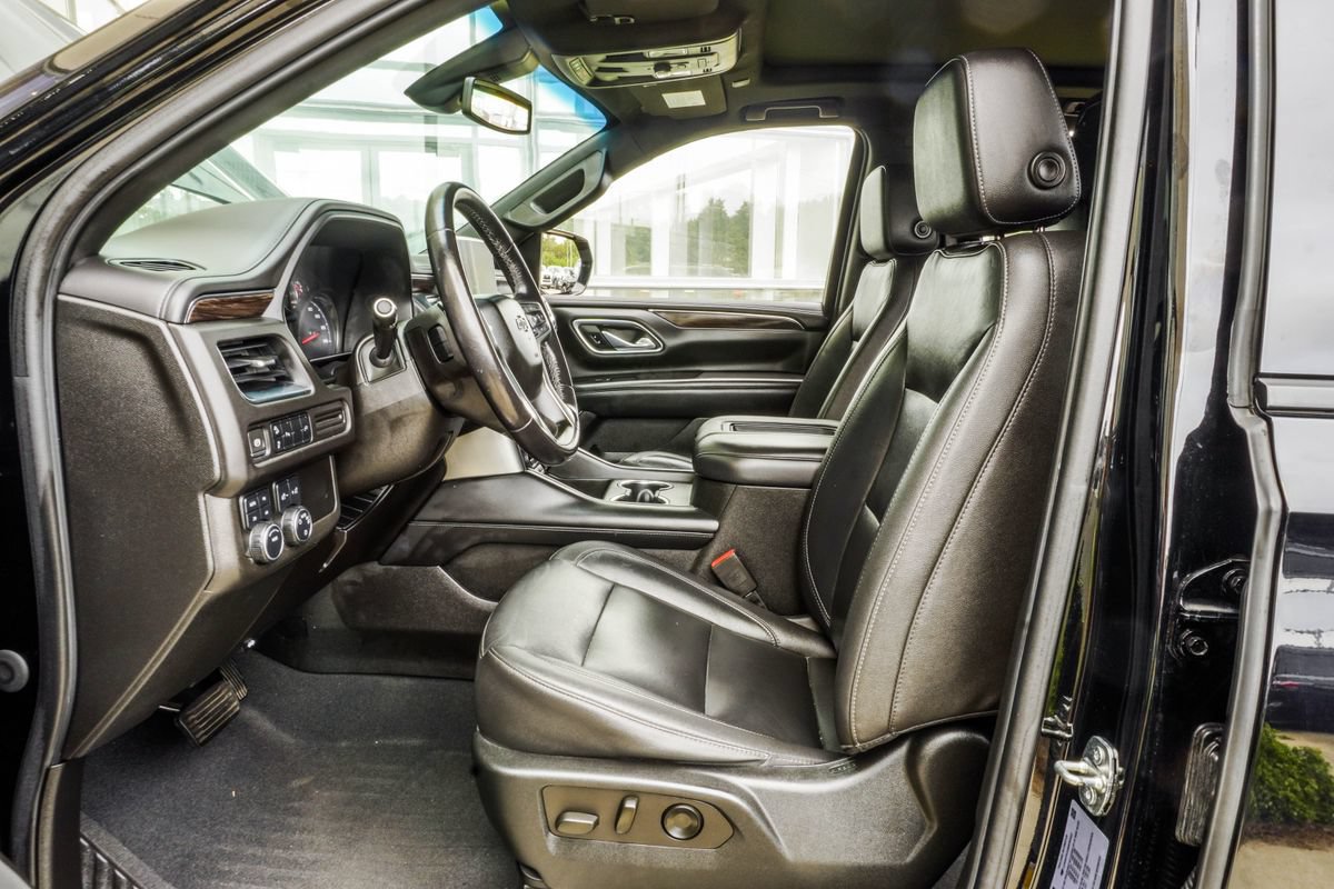 Used 2021 Chevrolet Tahoe Z71 w/ Rear Media and Nav Package AWD/4WD image 37