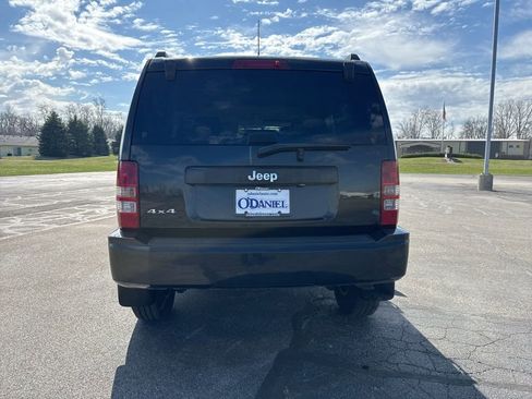 Used 2010 Jeep Liberty Sport w/ Popular Equipment Group image 6