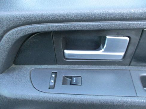 Used 2014 Ford F150 FX4 w/ Equipment Group 402A Luxury image 29