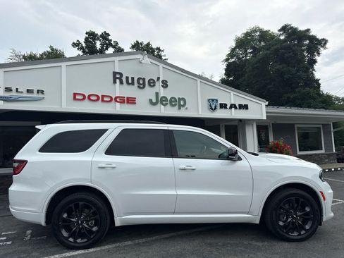Used 2025 Dodge Durango GT AWD/4WD image 2