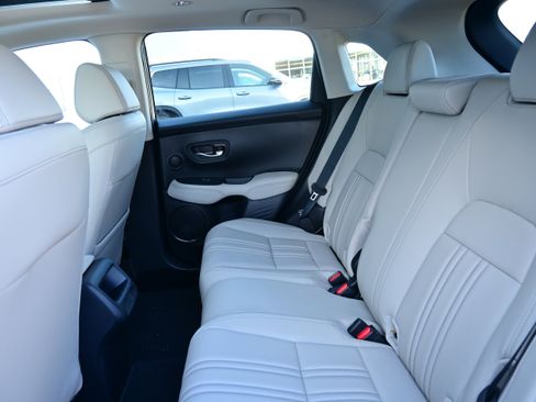 Used 2023 Honda HR-V EX-L image 14