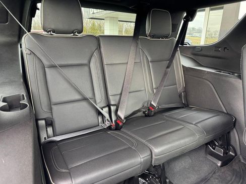 Used 2021 Chevrolet Tahoe Premier w/ Premium Package image 14