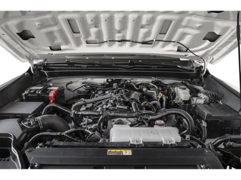 Used 2025 Toyota Tacoma SR AWD/4WD image 10