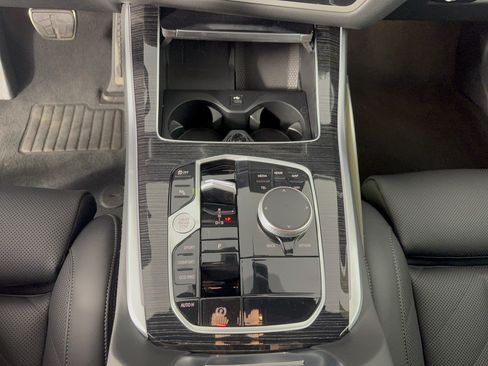 Used 2026 BMW X5 sDrive40i w/ M Sport Package RWD image 22