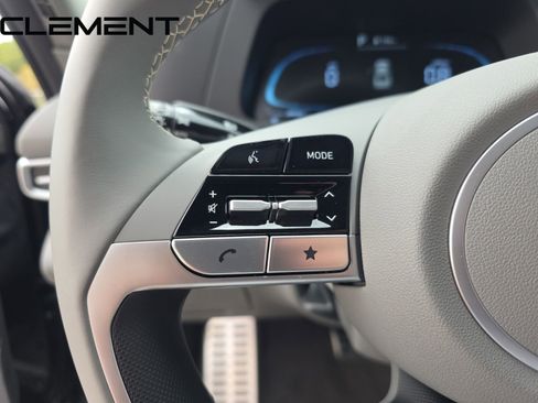 Certified 2025 Hyundai Elantra Sport FWD image 15