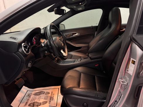 Used 2015 Mercedes-Benz CLA 250 image 11