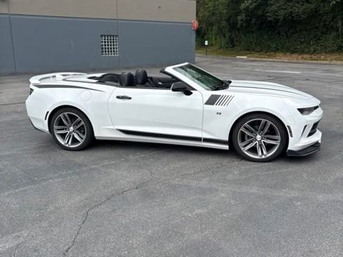 Used 2018 Chevrolet Camaro LT w/ RS Package RWD image 4