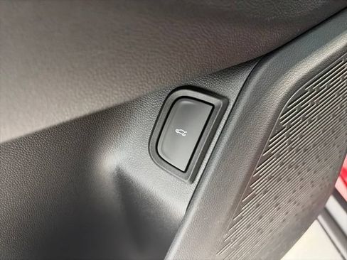 New 2027 Chevrolet Equinox ACTIV w/ Safety and Technology Package AWD/4WD image 11