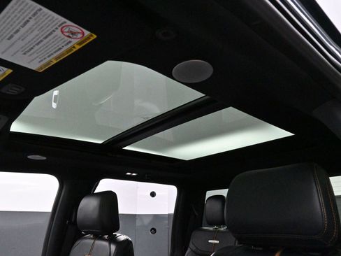 Used 2023 Ford F350 Platinum image 27