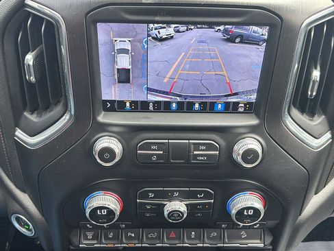 Used 2023 GMC Sierra 2500 AT4 w/ AT4 Preferred Package image 34