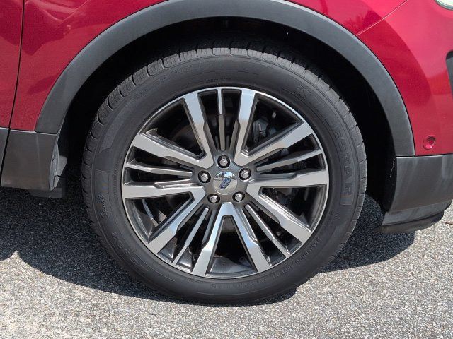 Used 2017 Ford Explorer Platinum AWD/4WD image 12