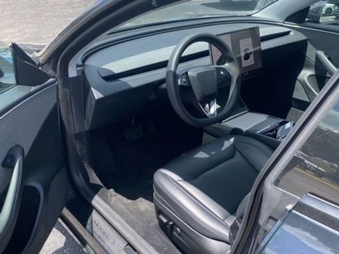 Used 2024 Tesla Model 3 Long Range RWD image 14