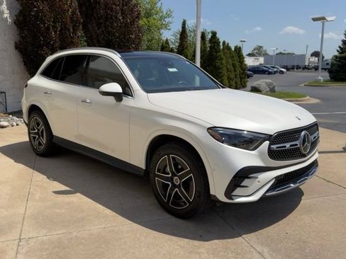 Used 2023 Mercedes-Benz GLC 300 4MATIC image 7