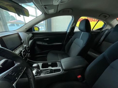 Used 2022 Nissan Sentra SV w/ Trunk Package FWD image 11