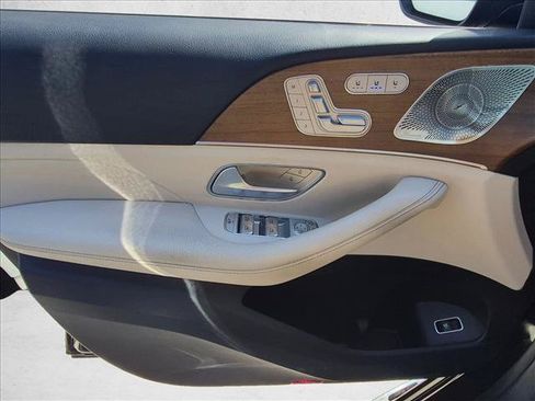 Certified 2024 Mercedes-Benz GLE 350 4MATIC image 10