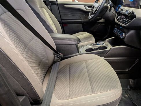 Used 2021 Ford Escape SE w/ Cold Weather Package image 30