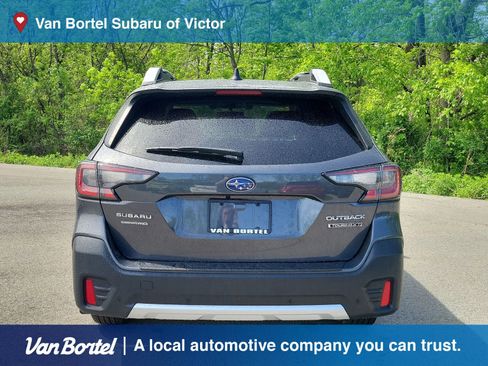 Used 2021 Subaru Outback Touring XT AWD/4WD image 4