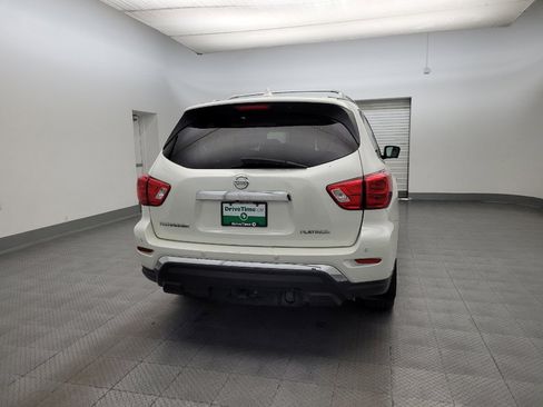 Used 2020 Nissan Pathfinder Platinum FWD image 7