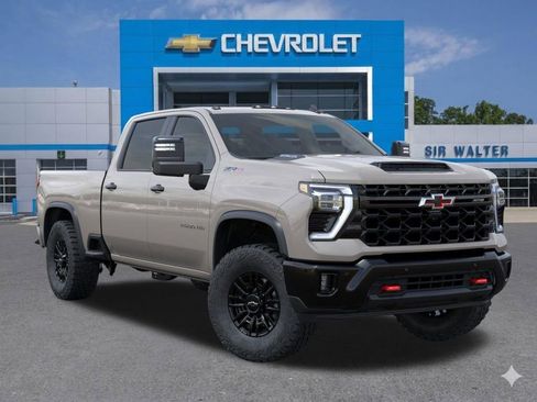 New 2026 Chevrolet Silverado 2500 ZR2 AWD/4WD image 8