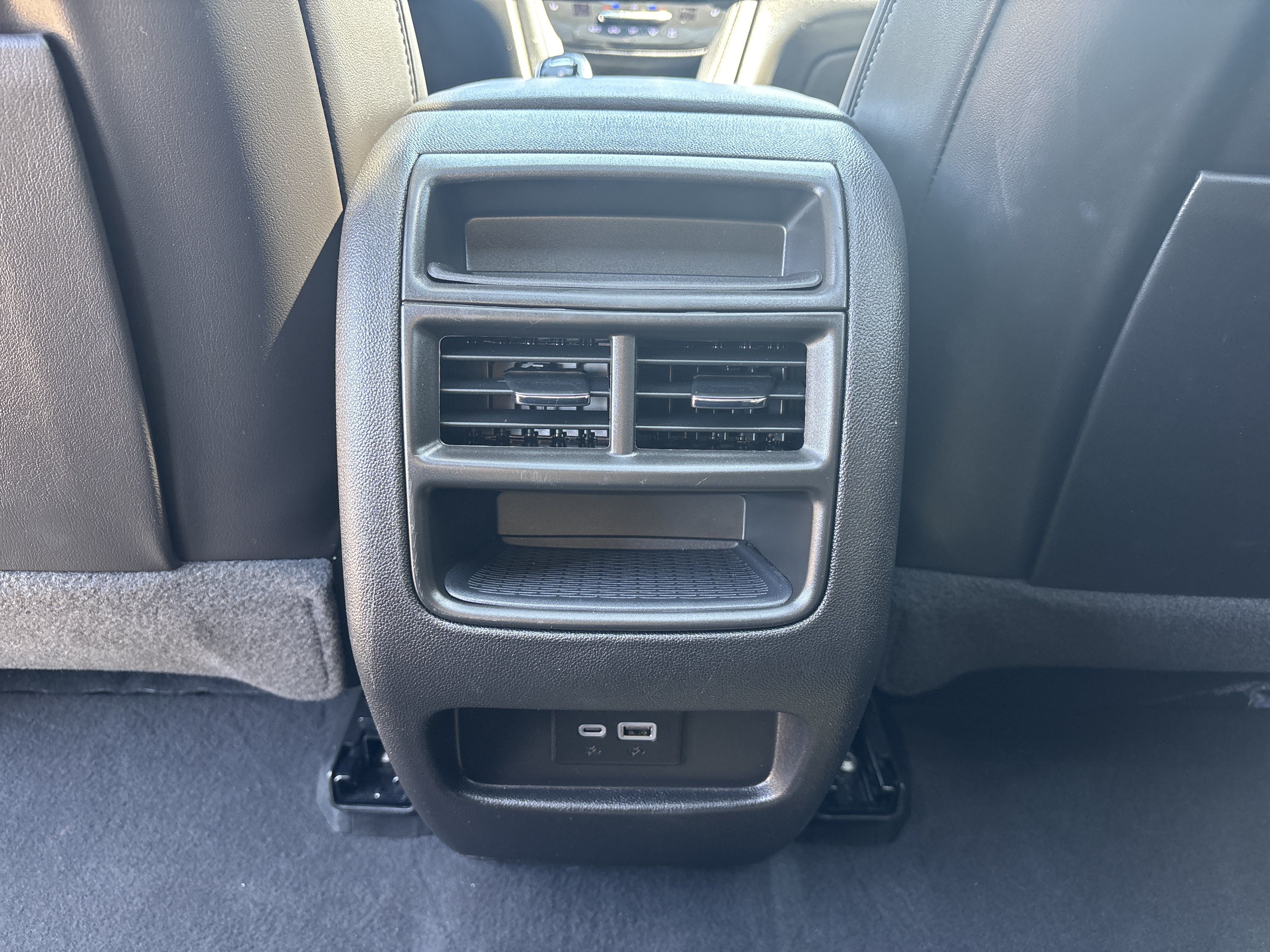 Used 2024 Cadillac XT5 Premium Luxury FWD image 34