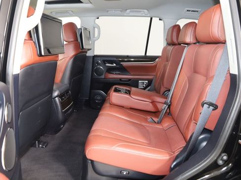 Used 2020 Lexus LX 570 4WD w/ Luxury Package image 53