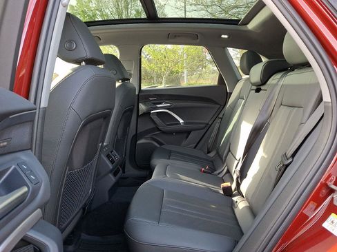 New 2026 Audi Q5 Premium Plus image 8