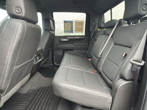 Used 2024 Chevrolet Silverado 2500 LTZ w/ LTZ Plus Package image 14