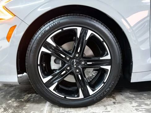 Used 2022 Kia K5 GT-Line AWD/4WD image 47