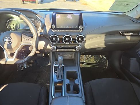 Certified 2024 Nissan Sentra SV image 24