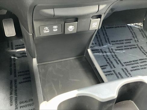 Used 2026 Honda Odyssey Elite image 15
