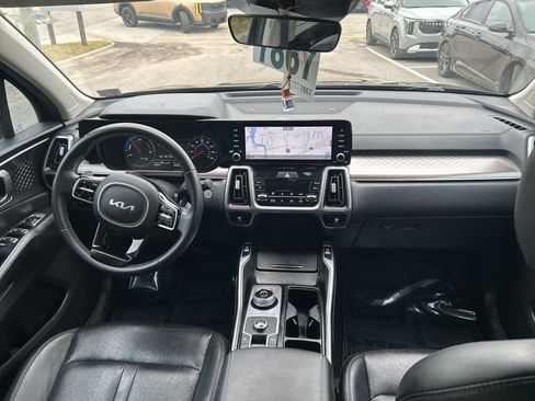 Used 2022 Kia Sorento S FWD image 17