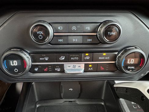 Used 2023 Ford Bronco Heritage Edition image 59