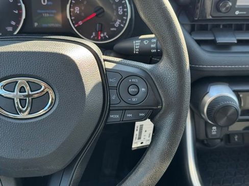 Used 2020 Toyota RAV4 LE w/ All Weather Liner Package AWD/4WD image 26