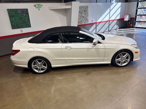 Used 2011 Mercedes-Benz E 550 Cabriolet image 85