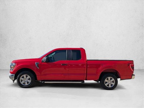 Used 2022 Ford F150 XLT image 6