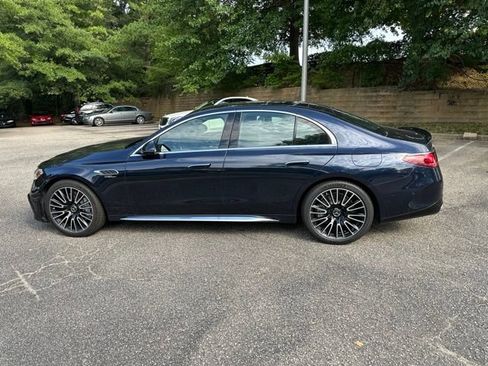 Used 2025 Mercedes-Benz E 53 AMG e 4MATIC Sedan image 8