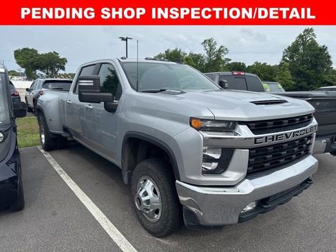 Used 2021 Chevrolet Silverado 3500 LT w/ Convenience Package AWD/4WD image 2