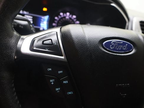 Used 2020 Ford Fusion SEL FWD image 22