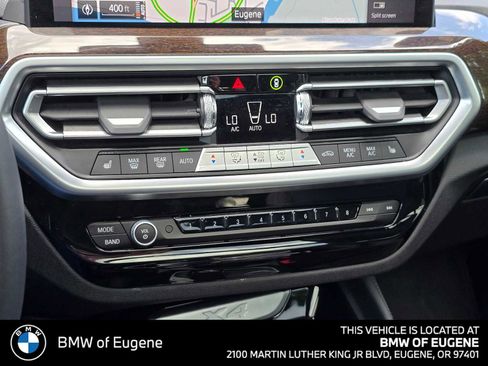Used 2025 BMW X4 xDrive30i AWD/4WD image 27